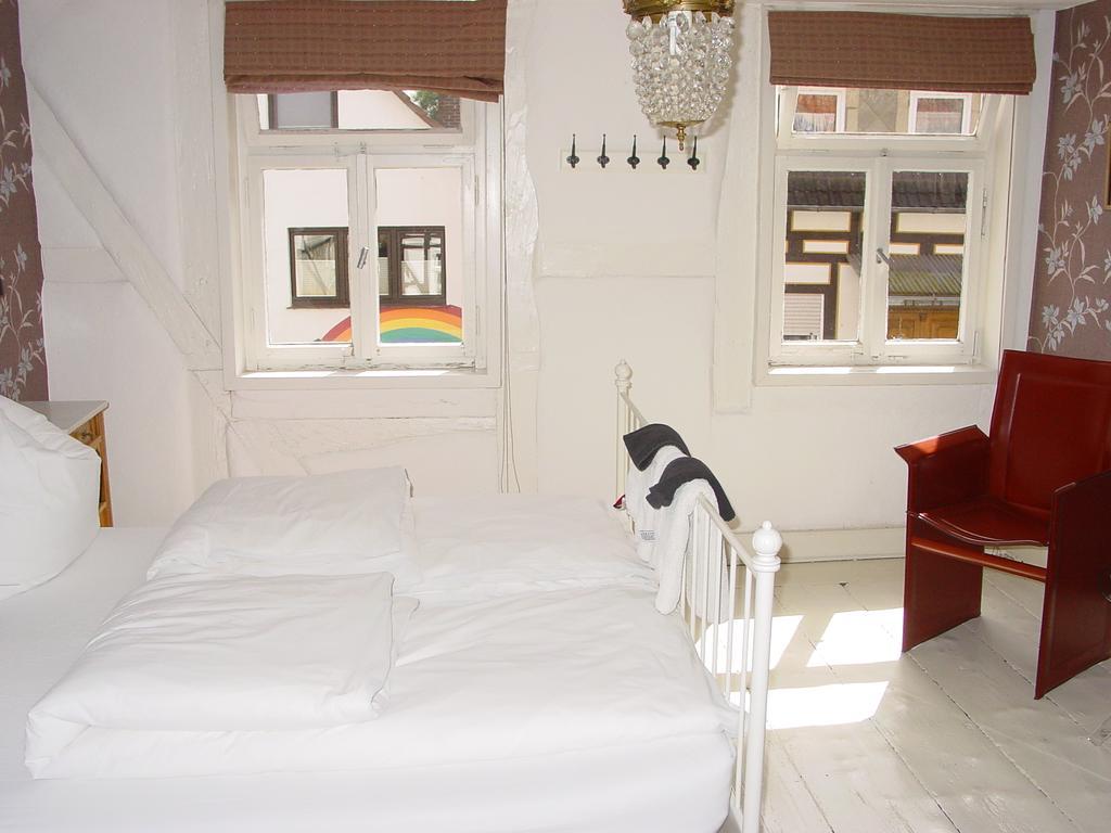 Robert'S Bed & Breakfast Helmarshausen 외부 사진