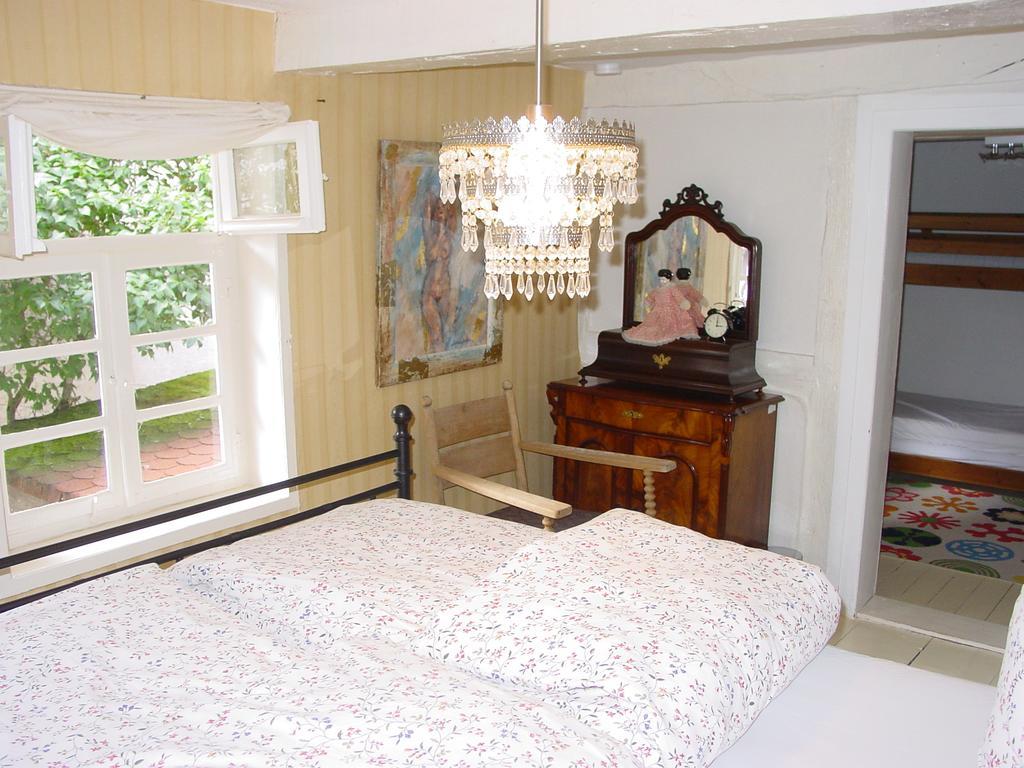 Robert'S Bed & Breakfast Helmarshausen 외부 사진
